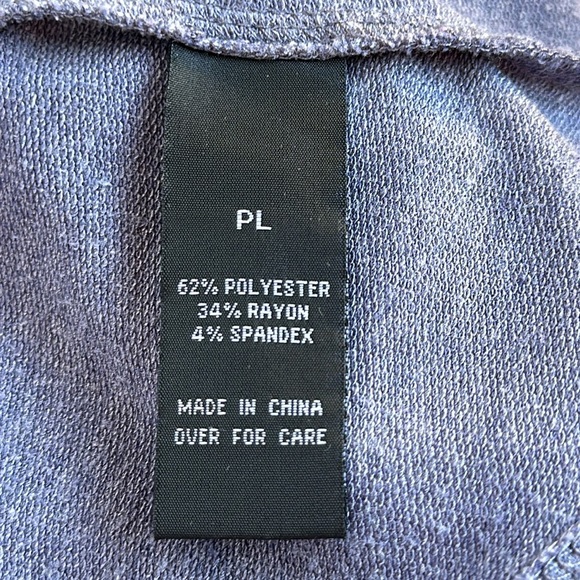 I.N. Studio blue round neck stretchy top, size PL - Picture 7 of 8